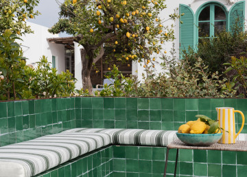 christian-fischbacher-2976-capri-villa-jovis