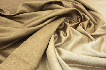 christian-fischbacher-10787-on-the-beach