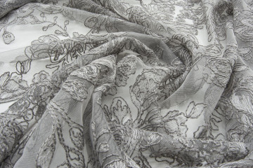 christian-fischbacher-10807-rosas