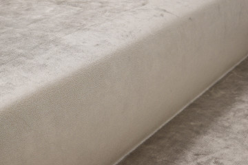 christian-fischbacher-14479-velvet-ray