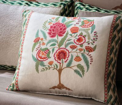 osborne-and-little-f7894-taniska