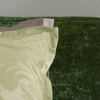 lorca-trmlf1102-darius-velours