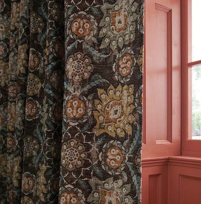 nina-campbell-ncf4410-holkar