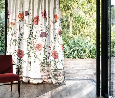 osborne-and-little-f7672-lamorran