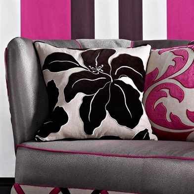 lorca-mlf2153-odalia