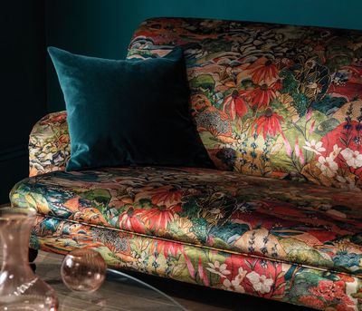 osborne-and-little-f7670-trebah-velvet